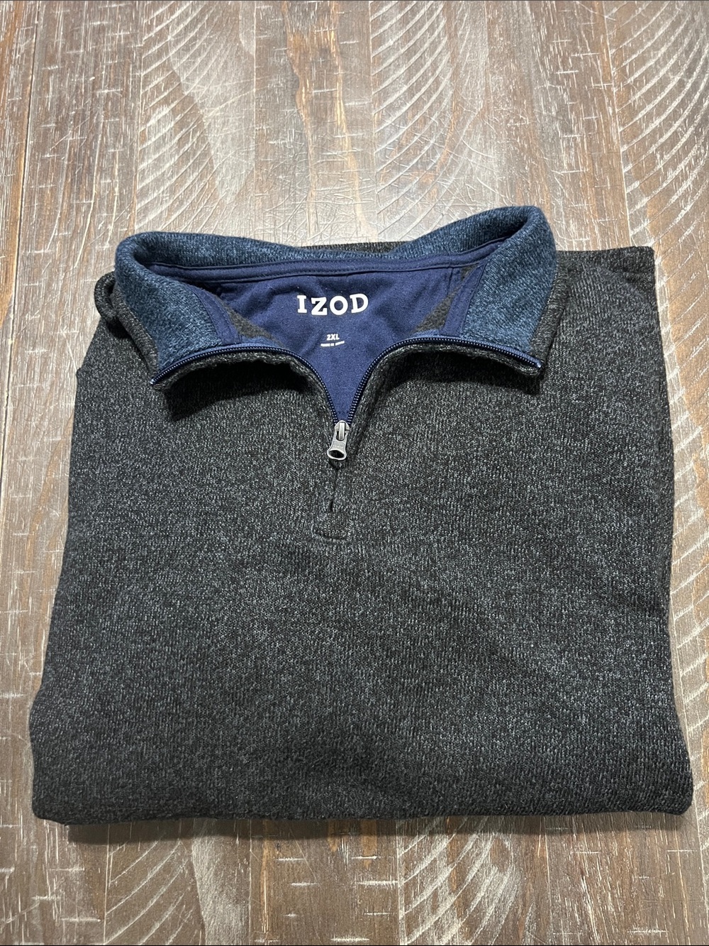 Izod Men’s Charcoal Gray Quarter-Zip Sweater with Navy Collar